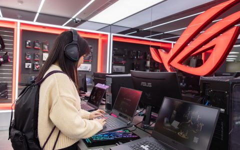 华硕旗舰店进驻新竹 产品体验再升级