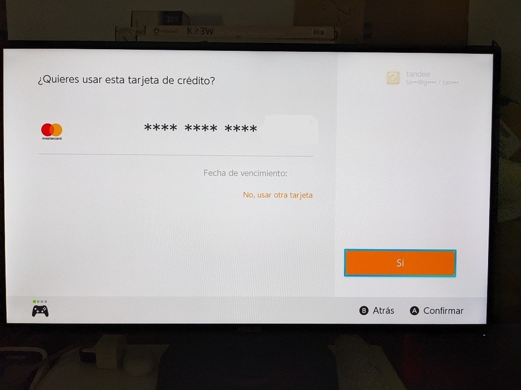 照片中提到了K23W、tandee、¿Quieres usar esta tarjeta de crédito?，跟萬事達有關，包含了軟件、電腦顯示器、多媒體、產品設計、電子產品