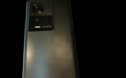 vivo全新高端旗舰真机照曝光？ 采用伸缩三主摄设计，或是NEX新机！