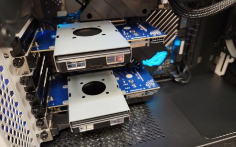 Intel在Alder Lake平台上展示使用三星PM1743 PCIe Gen 5.0 SSD，带宽几乎达到14GB/s