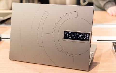 可以上太空的 ASUS Zenbook 14X OLED Space Edition 笔电抢先看