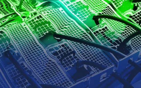 英特尔投入开发新一代服务器浸没式冷却技术