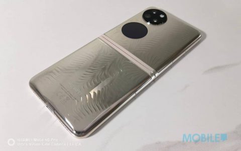真正无缝隙无折痕折屏手机，HUAWEI P50 Pocket 上手试！ 