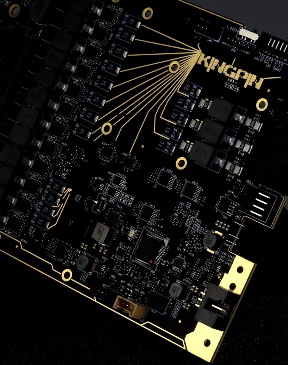 图为 EVGA GeForce RTX 3090 Ti KINGPIN显卡