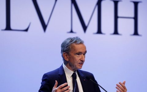 世界第三富豪警告：我们必须警惕元宇宙泡沫，关注的是现实，而不是虚拟世界