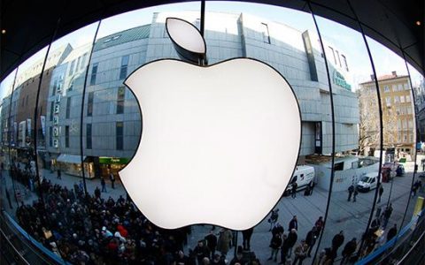 苹果首款头戴式装置将搭"三屏幕"亮相？ 分析师爆料可能售价