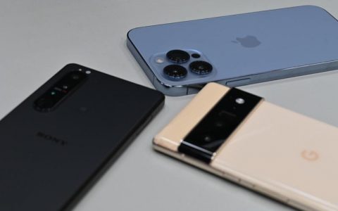 国外网友投票表意见！ 储存空间不到 256GB「没资格叫旗舰手机」