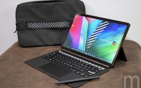 华硕Vivobook 13 Slate OLED动手玩，具备鲜艳色彩屏幕与丰富手写功能的2 In 1装置