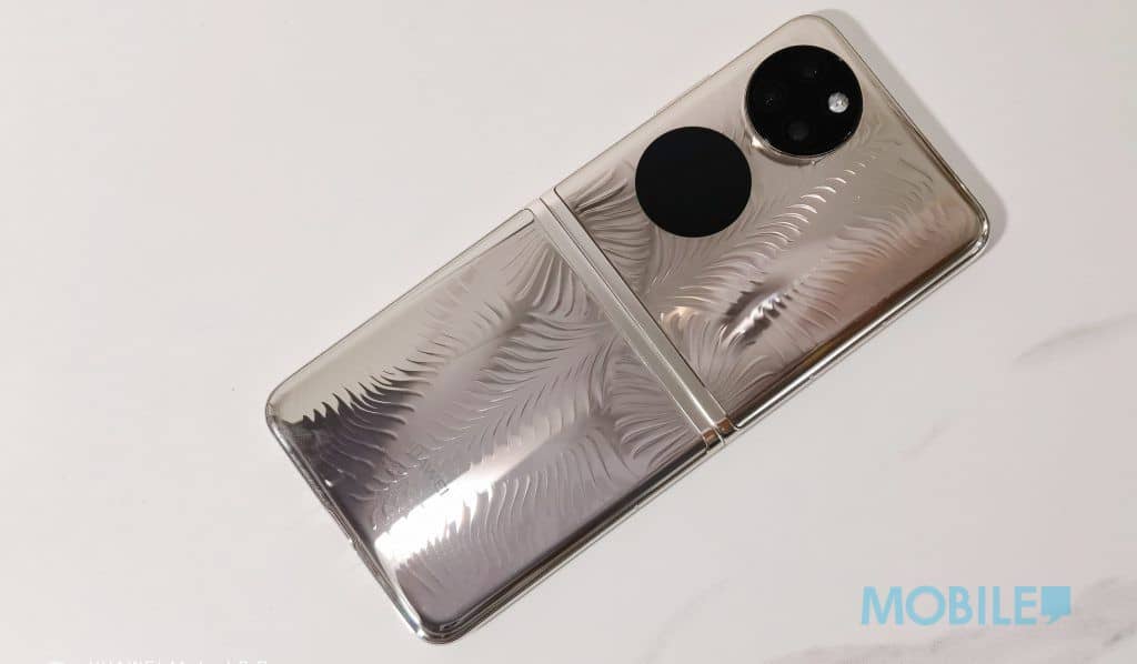 真正无缝隙无折痕折屏手机，HUAWEI P50 Pocket 上手试！ 