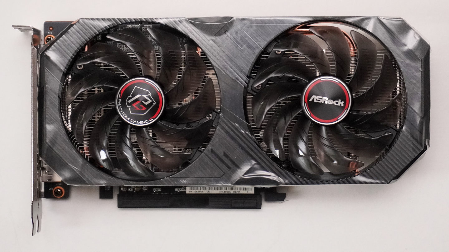 ASRock Radeon RX 6500 XT Phantom Gaming D 4GB OC采用双风扇设计，另外他们也有推出单风扇的Radeon RX 6500 XT Challenger ITX 4GB。