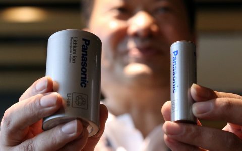 Panasonic 为特斯拉准备的 4680 大容量电池可能会在 2023 年投产 
