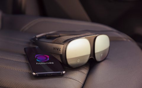 HTC展示「VIVERSE」元宇宙应用场景，将虚拟现实体验带到车辆上