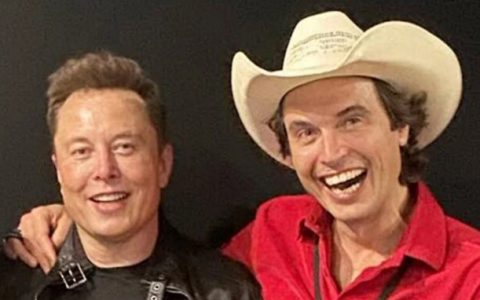 马斯克的弟弟表示「我们兄弟俩都不在乎财富，这很无聊」