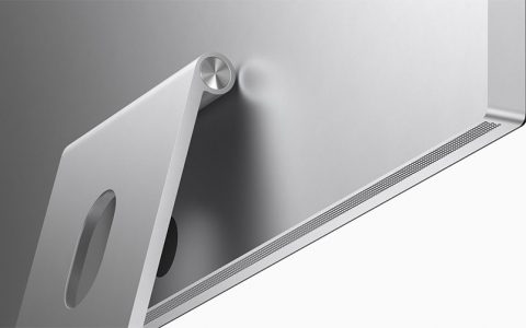 选购 Apple Studio Display 要注意，支架形式选定即无法自行替换