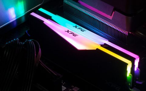 不必超频就很快！ XPG LANCER RGB DDR5 内存实测
