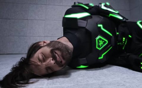 雷蛇将推体感连身套装？ 让你切身感受《艾尔登法环》女武神的猩红腐败