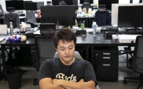 TerraUSD币创始人称为崩盘「心碎」，遭狗狗币创始人怒批：他应直接永久退出