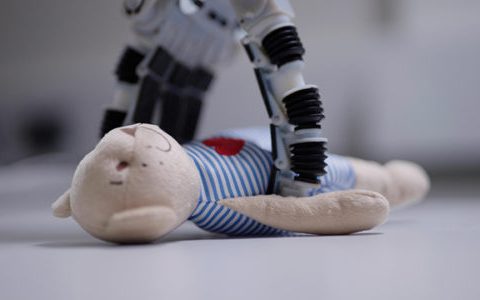 Dyson 秘密研发“家务机器人”曝光！