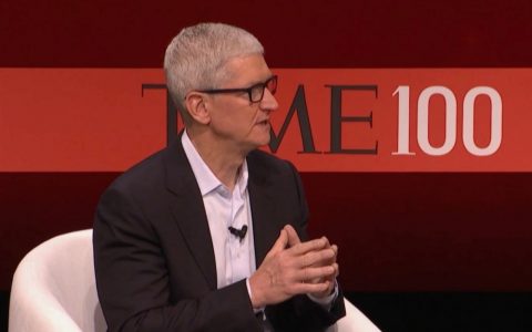 Tim Cook表示希望在传统办公模式与远距工作型态之间找到合适平衡点