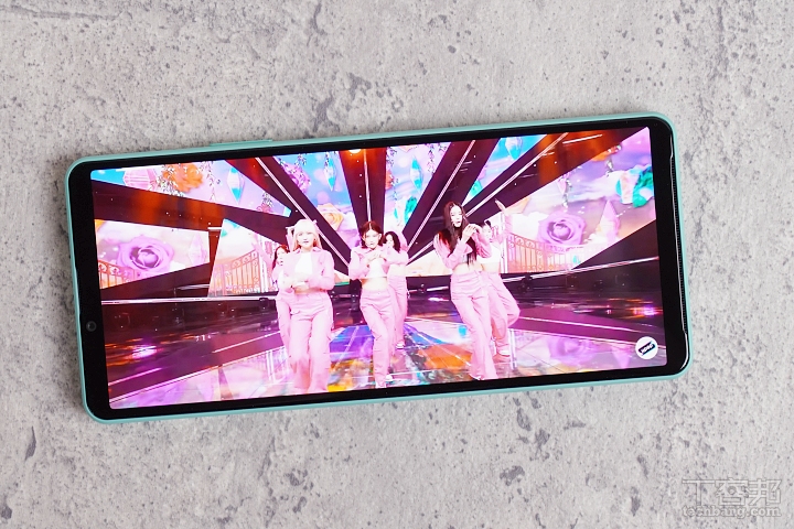 续航力好到不行的轻量中阶机，索尼 Xperia 10 IV 开箱评测