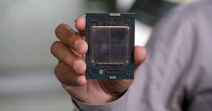 Intel Sapphire Rapids-SP 工程样机芯片 SiSoftware 跑分曝光