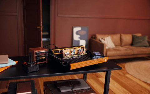 乐高盒组Atari 26008月登场 重现80年代经典电玩主机回忆