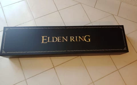 《艾尔登法环》「Let Me Solo Her」壶头哥收到 Bandai Namco 女武神千杀贺卡，致谢社群及 FromSoftware 开发团队