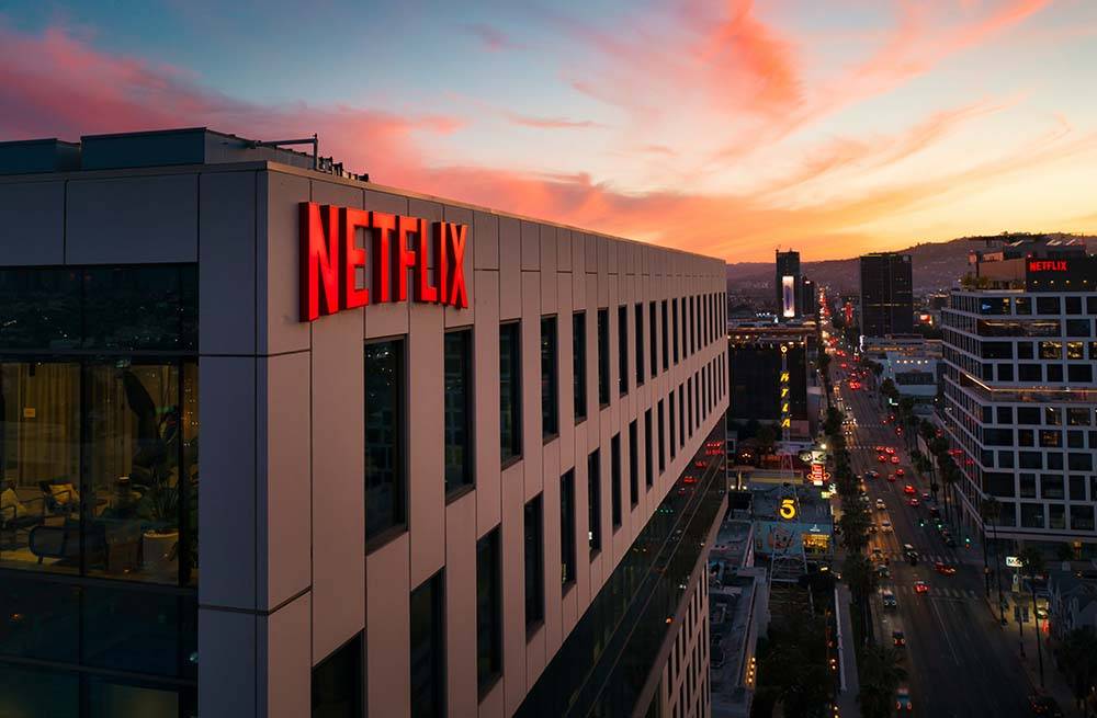 Netflix 使用新方法来打击「密码共享行为」，居住地以外使用超过两周就必须额外付费