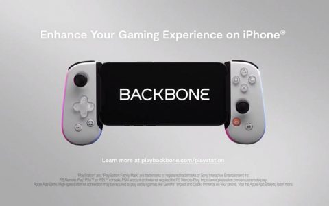 Playstation 官方授权的 iPhone 移动控制手柄 Backbone One 发表，以 PS5 DualSense 外观设计为灵感！