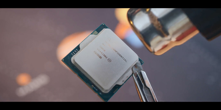 第13代Intel Core处理器首开盖 16核心变24核心 面积约增大1/4