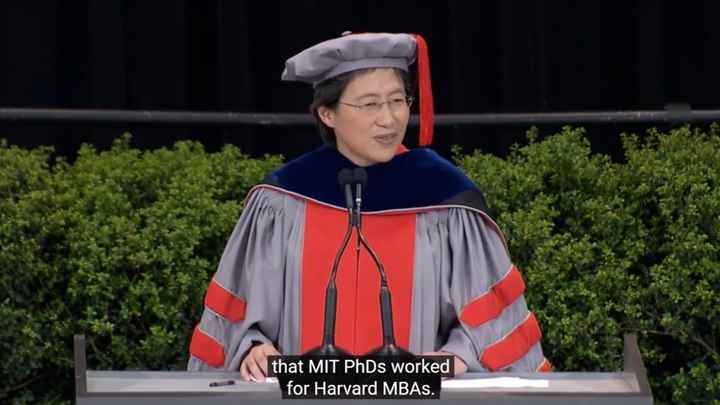 2017 年，AMD CEO 苏姿丰回母校演讲时表示：为什么麻省理工博士生要为其 MBA 打工？ 没道理。