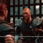 《救世英豪 重制版》释出最新宣传影片 扮演无名囚犯拯救矿山殖民地危机