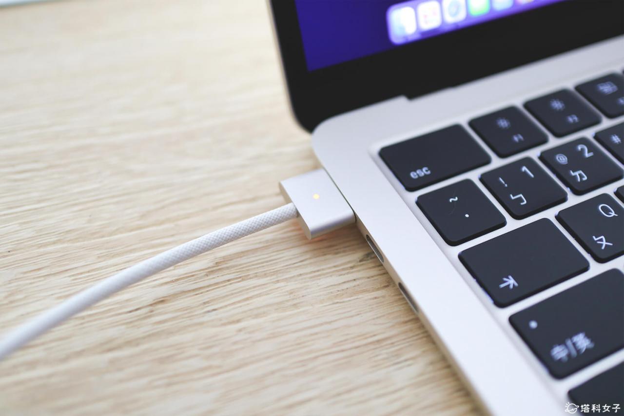 MacBook Air M2 星光色开箱：Magsafe