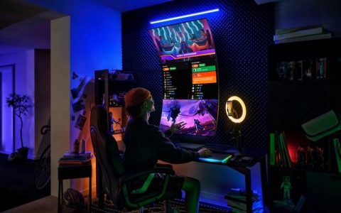 三星最大游戏曲面显示器9月正式上市