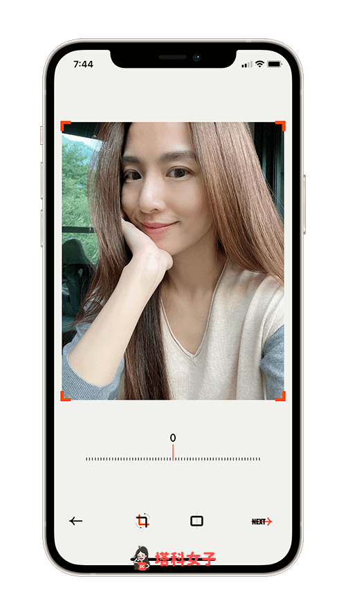 遮脸相机 App《NOME》:翻转或镜射