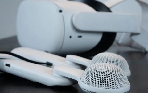 罗技推出可用于Oculus Quest 2的开放式耳机Chorus，沉浸于VR音场也能确保安全