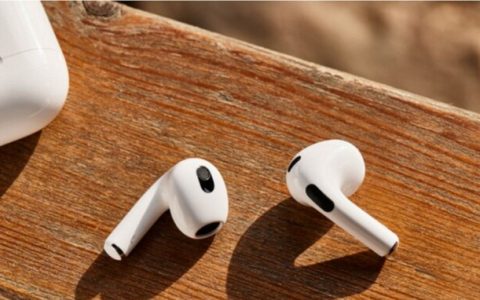 曝苹果 AirPods Pro 2 无线耳机将搭载运动传感器，首次支持健身追踪