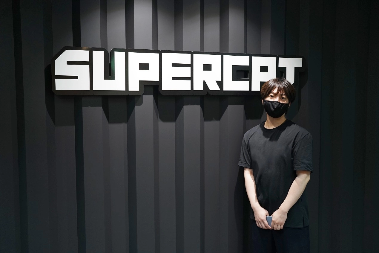 描述： 一张含有 文字， 门 的图片 自动产生的描述