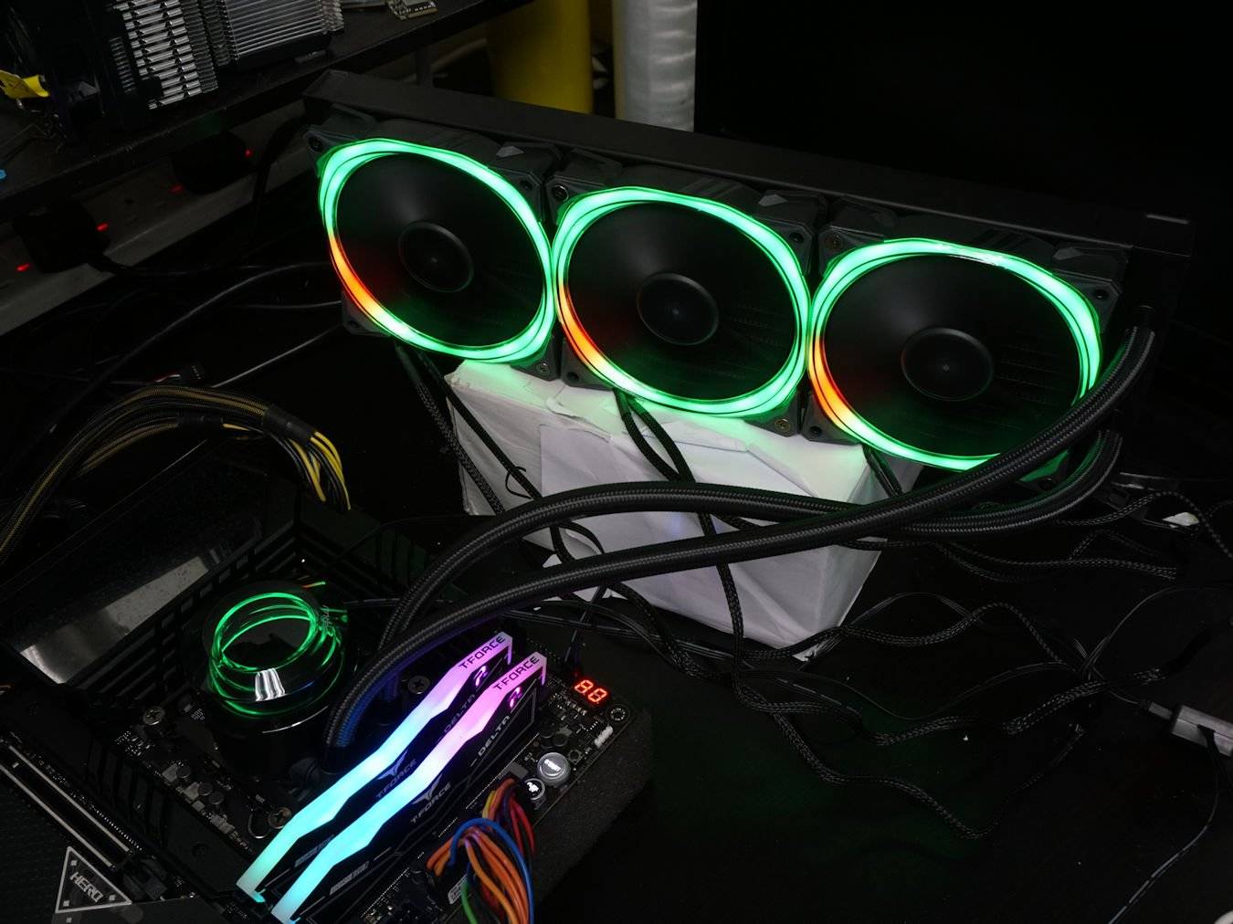 ANTEC Vortex 360 ARGB 一体式水冷