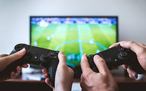外媒整理5个现代游戏玩家认为理所当然的事，但以前并不是这样