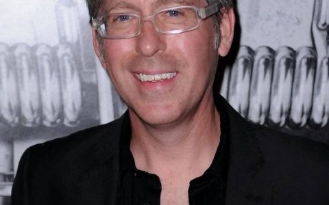 经典惊悚电影《Saw》系列新作正式公布！第10部电影将由Kevin Greutert执导！