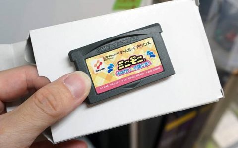 位于日本秋叶原的「Game Boy Advance游戏卡匣扭蛋」 转出无数玩家最美好的童年回忆