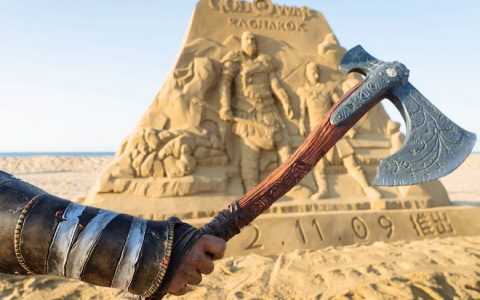 酷耶！《God of War Ragnarok》大型沙雕出现在 2022 福隆国际沙雕艺术季，庆祝游戏 11 月 9 日发售！