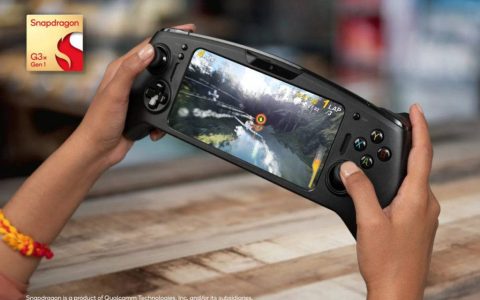 Logitech G 手提云端游戏机谍照流出 向 SWITCH Lite 致敬. 可玩 Android 游戏