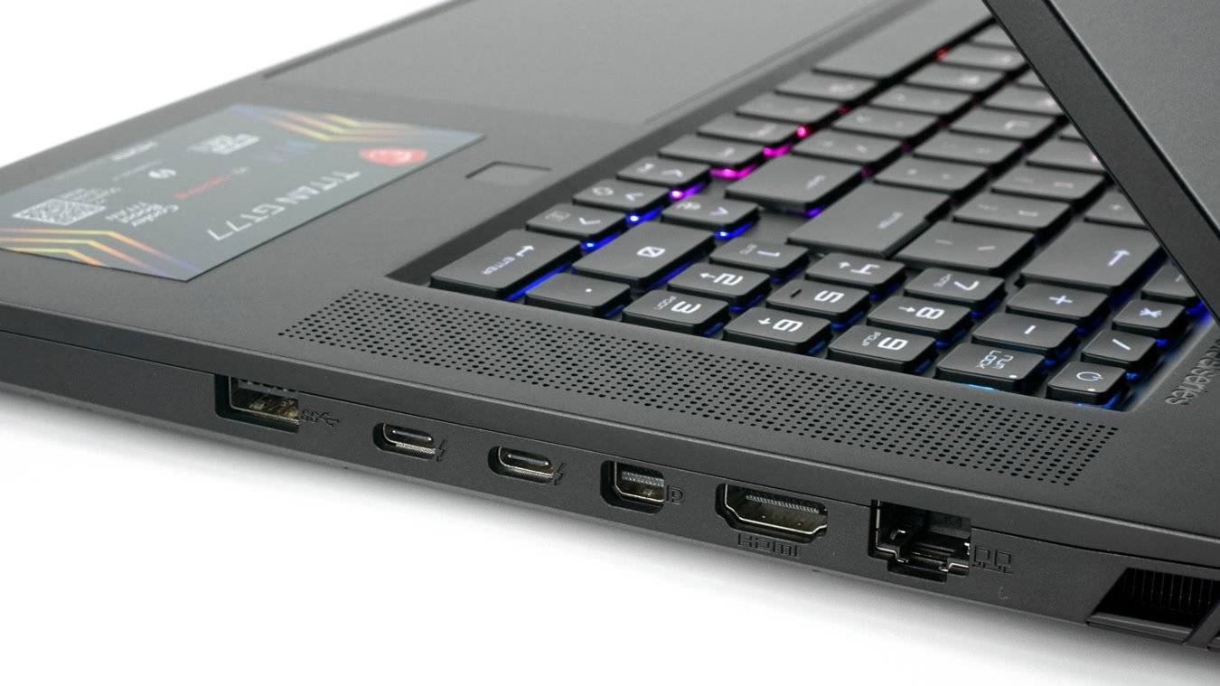 MSI Titan GT77 12UHS