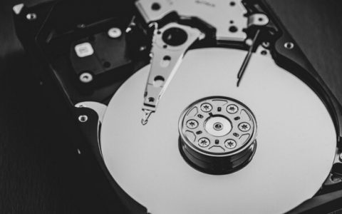 SSD抢市场、桌机又卖得差，SEAGATE、TOSHIBA、WD 机械硬盘三大厂越混越惨