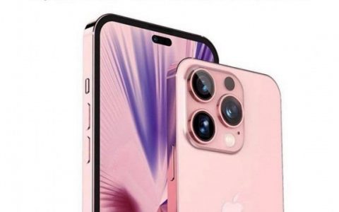 把iPhone 14 Pro保护套装在iPhone 13 Pro上差异一目了然