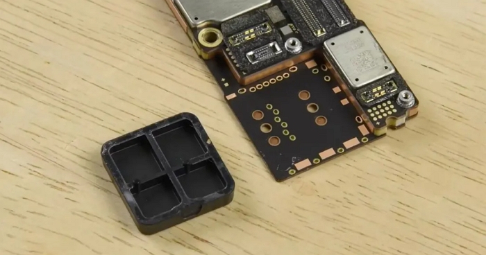 美版iPhone 14只能用eSIM卡，那么原本SIM卡托盘的位置用来放了什么东西？