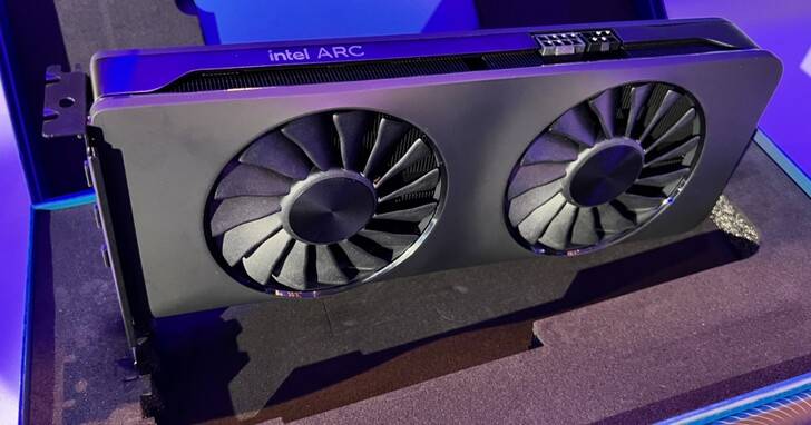 Intel Taiwan Open House现场直击，Z790主板一字排开，Arc显示卡实体终于现身！
