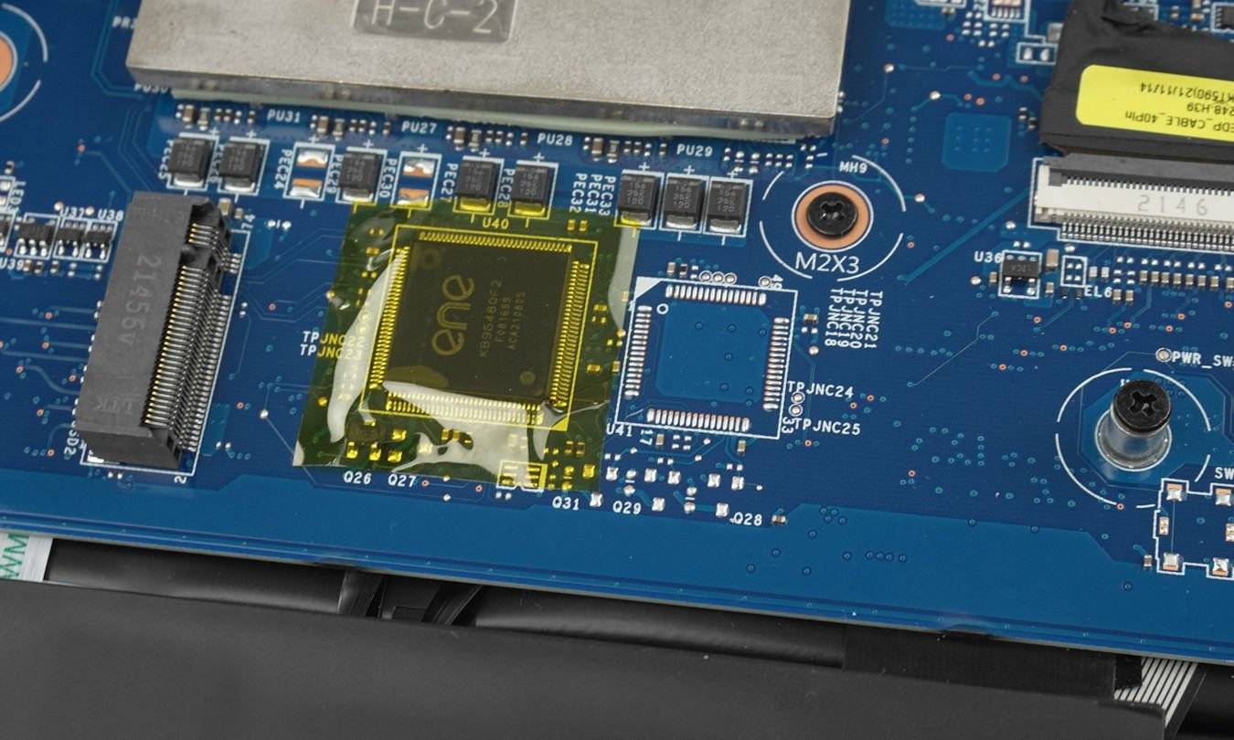 MSI Katana GF76 12UE 电竞笔记本